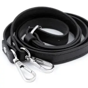 Taschenriemen mit Karabinern – Kunstleder – schwarz